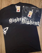 Load image into Gallery viewer, Hidden Features T-Shirt Highend
